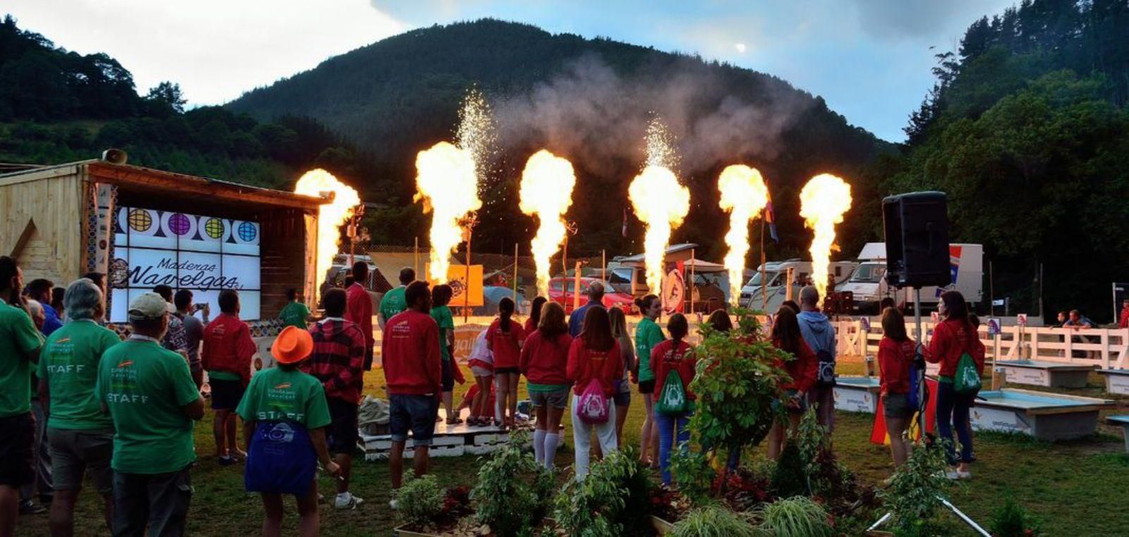 Competición de bateo de oro en Navelgas.
