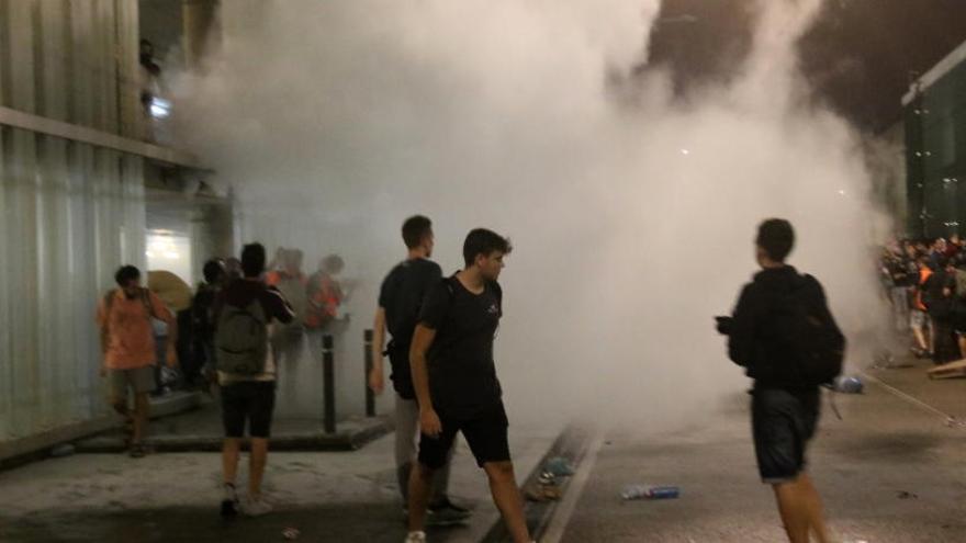 Protestes a l&#039;aeroport, aquest dilluns