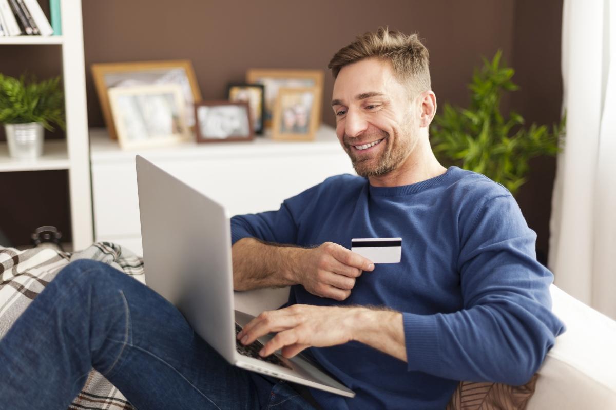 A la hora de realizar cualquier tipo de compra debes conocer tus derechos como cliente y, en especial, los pasos a seguir si tienes cualquier problema