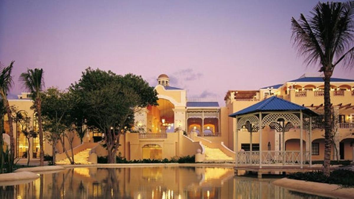 El Hotel Occidental Royal Hideaway Playacar,  Premio Nacional de Calidad 2007 del Gobierno mexicano