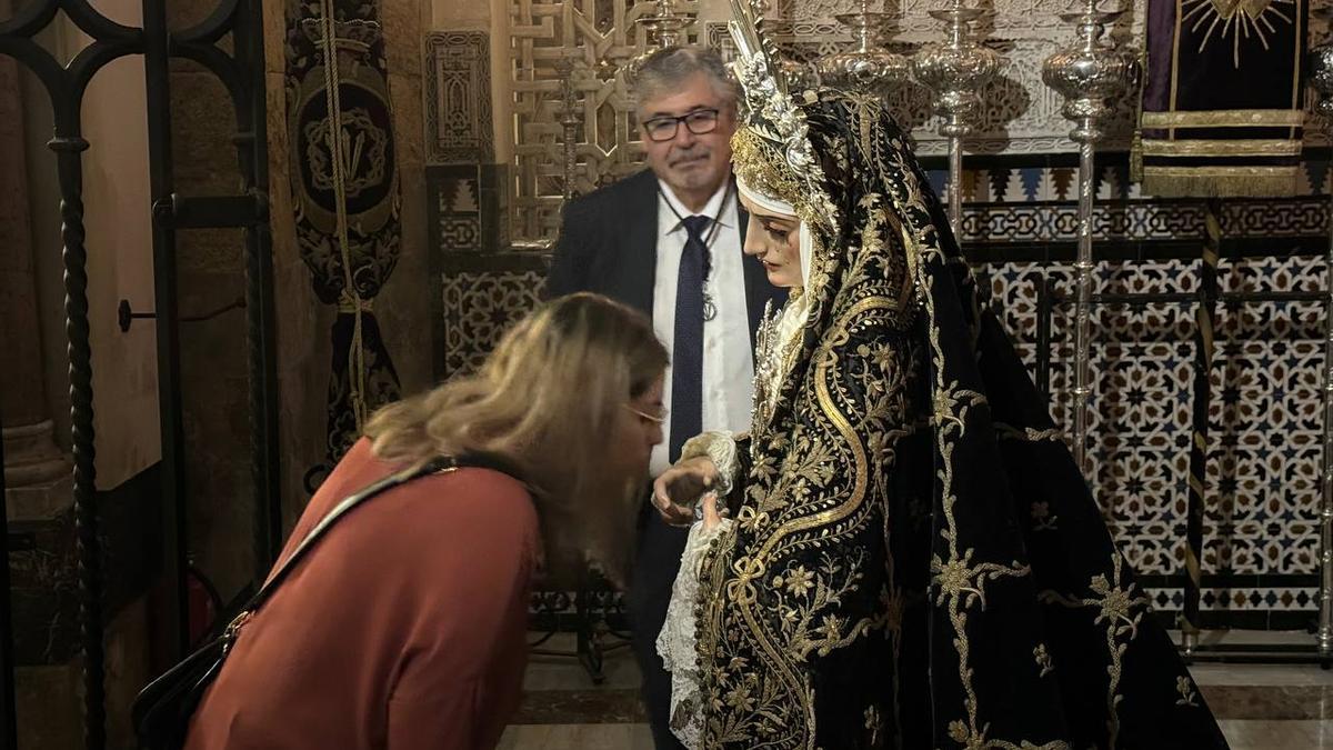 San Pablo. Besamanos a María Santísima del Silencio.