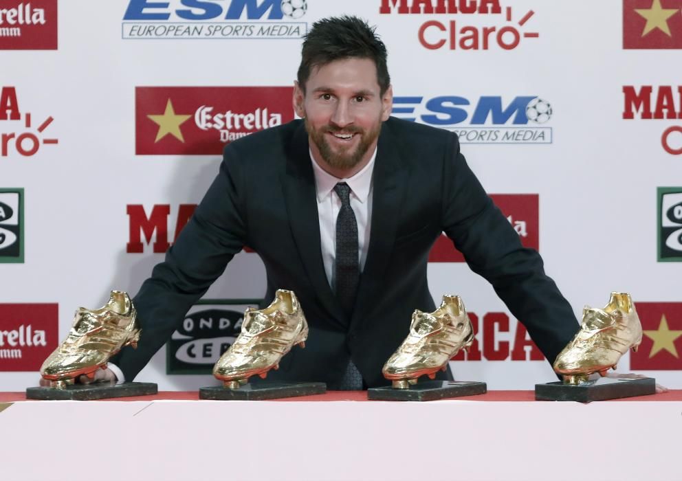 Messi guanya la quarta pilota d'Or