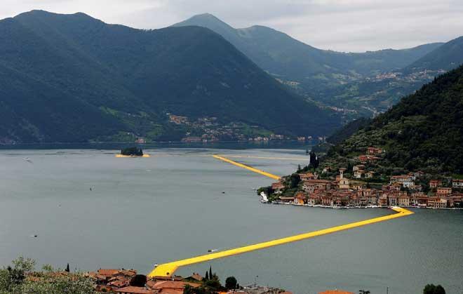 the floating piers