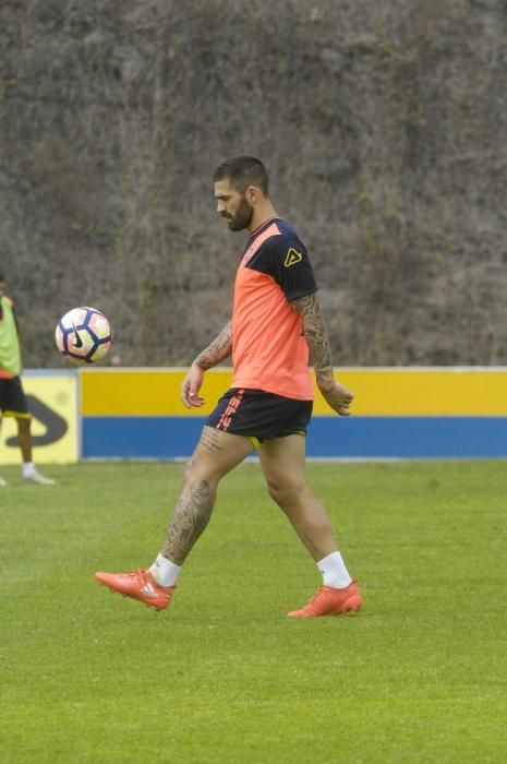 ENTRENAMIENTO DE LA UD LAS PALMAS EN BARRANCO ...