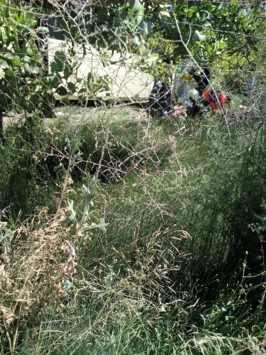 Colisión frontal entre un turismo y un autocar