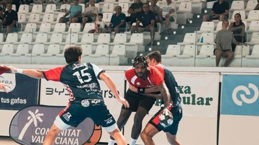 El BM Puerto Sagunto arranca su temporada en la élite
