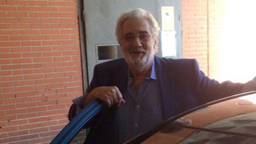 Plácido Domingo, dado de alta