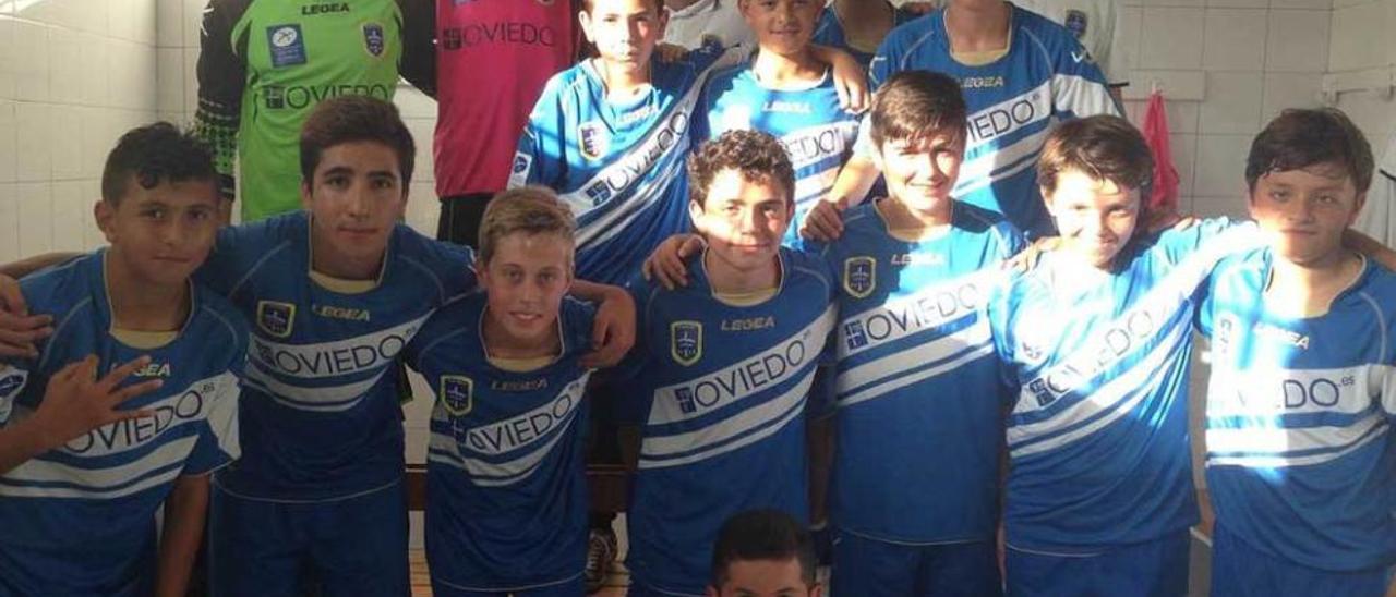 Parte de la plantilla de La Corredoria de Segunda infantil. LNE