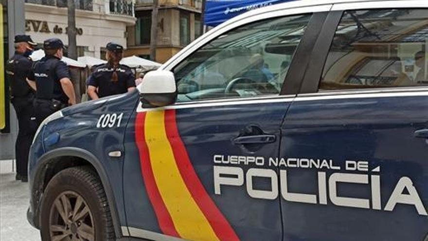 La Policía Nacional detiene al autor de 7 robos en comercios de Castelló