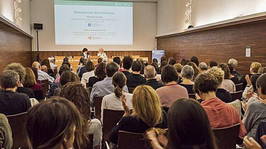 La jornada va girar entorn a l&#039;impacte de la renda garantida al món local.