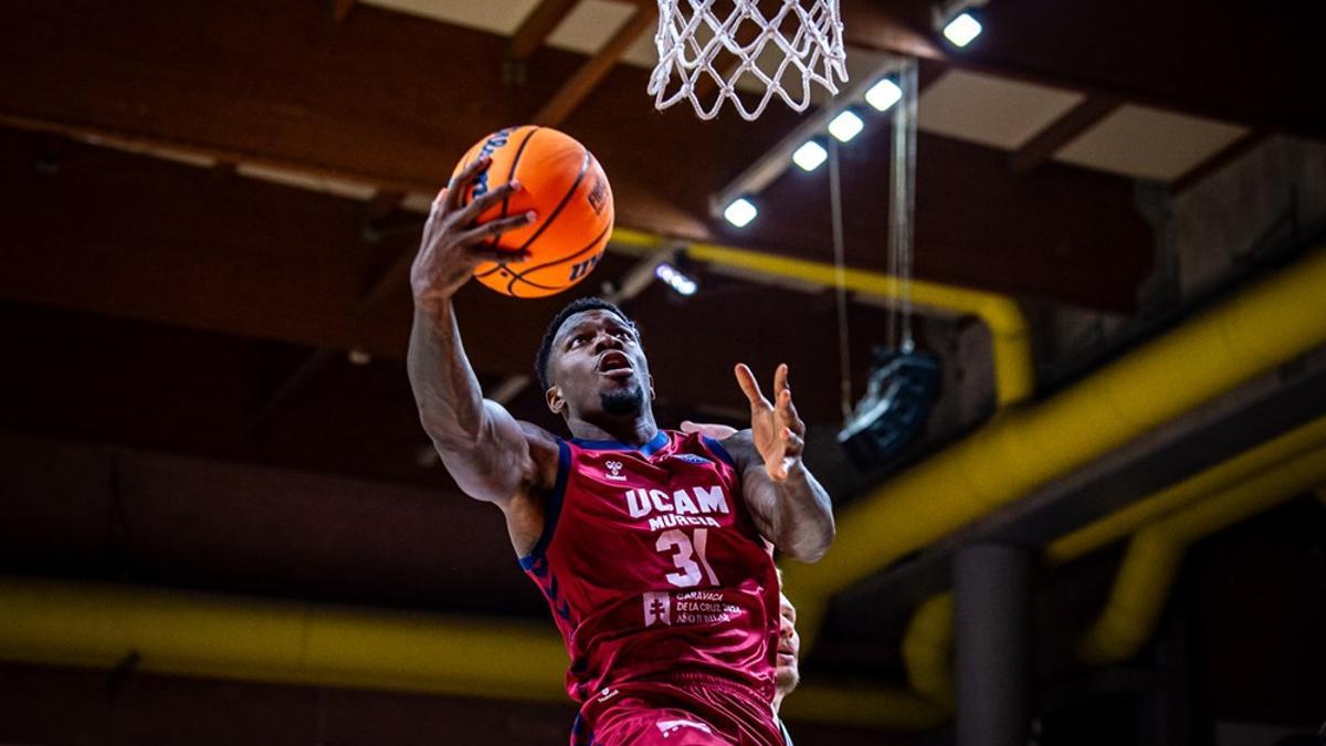 Dylan Ennis, jugador del UCAM Murcia, durante un encuentro en la Champions League.