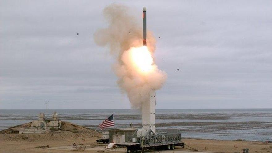EEUU confirma el lanzamiento de prueba de un misil crucero desde California