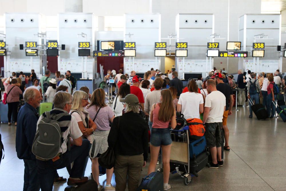 Operación salida en el aeropuerto de Málaga