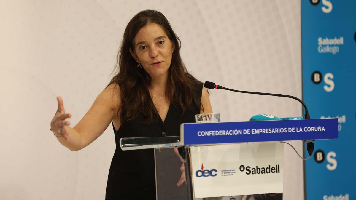 ALCALDESA A CORUÑA PRESENTACIÓN ABEGONDO: La alcaldesa Inés Rey, en ...