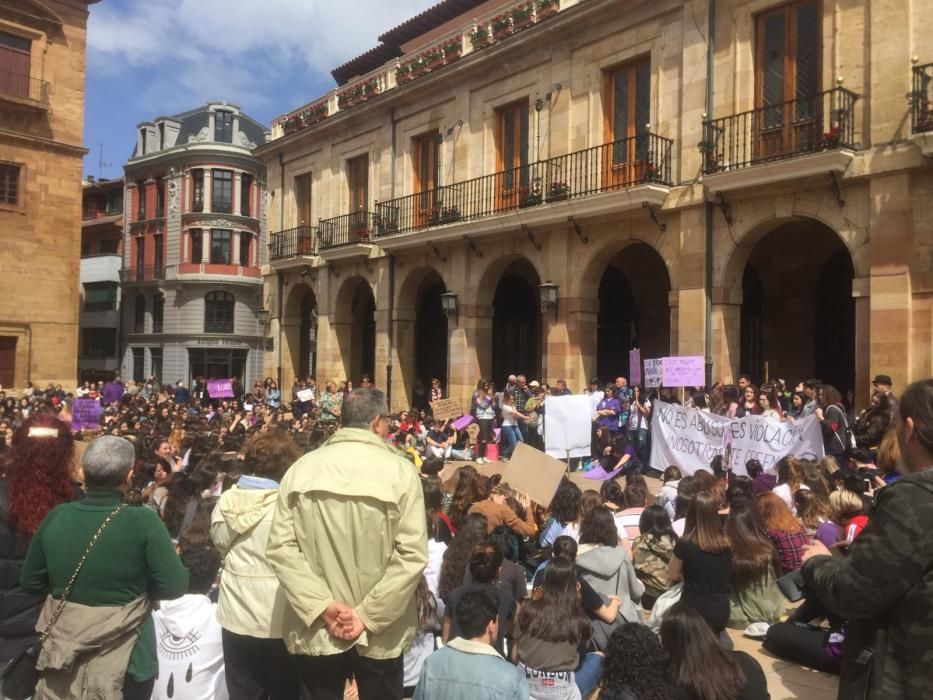 Estudiantes asturianos se manifiestan contra la sentencia de "La Manada"