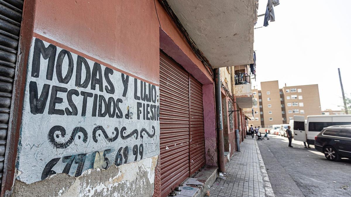 El "otro" Alicante: así se vive en los barrios más pobres de la ciudad