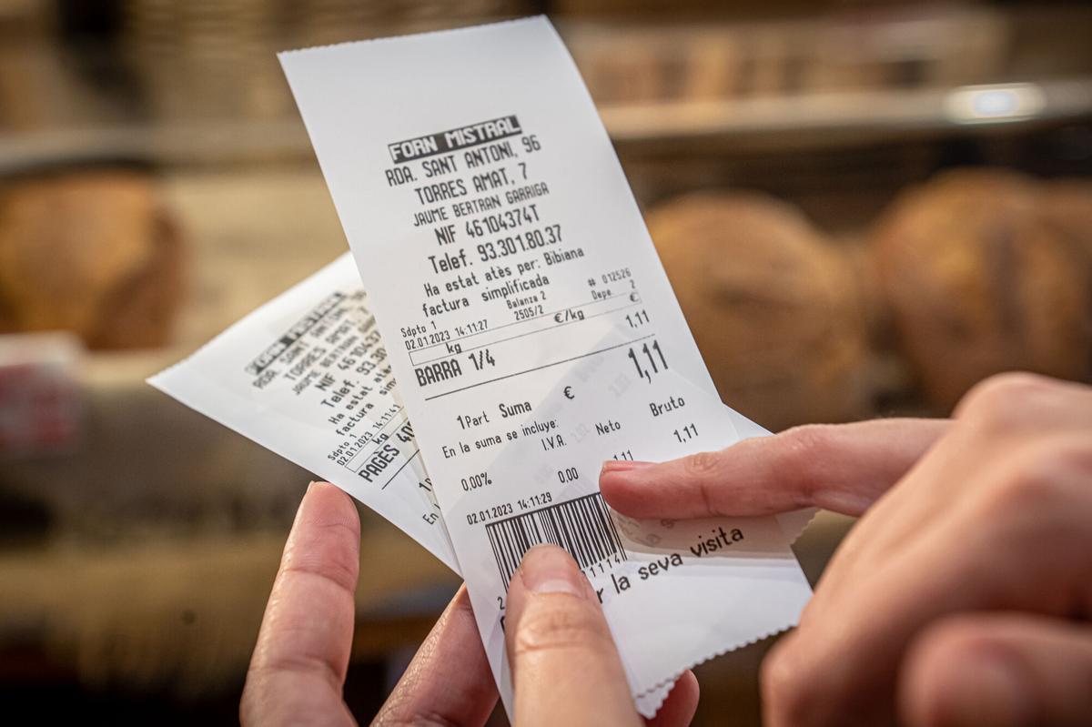 Ticket de compra de una barra de pan de 1/4.
