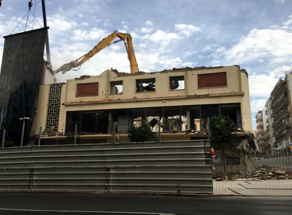 Así queda la plaza de la Merced sin el edificio del Astoria.