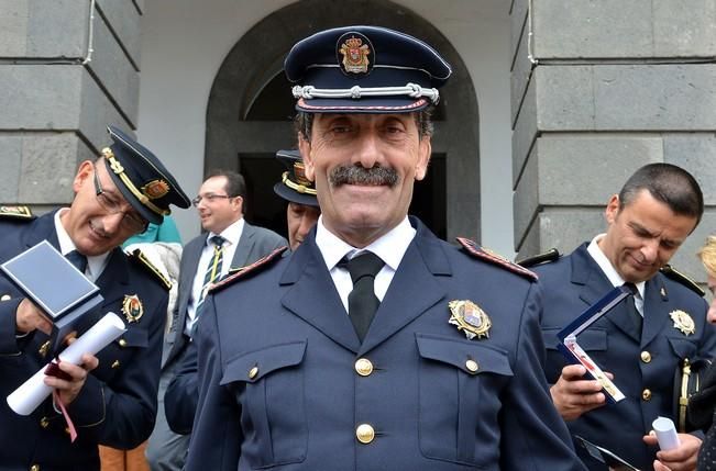 BOMBEROS HONORES DISTINCIONES