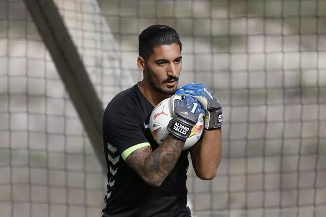 Álvaro Valles lleva a la UD Las Palmas una oferta del Charlotte FC y el club la rechaza