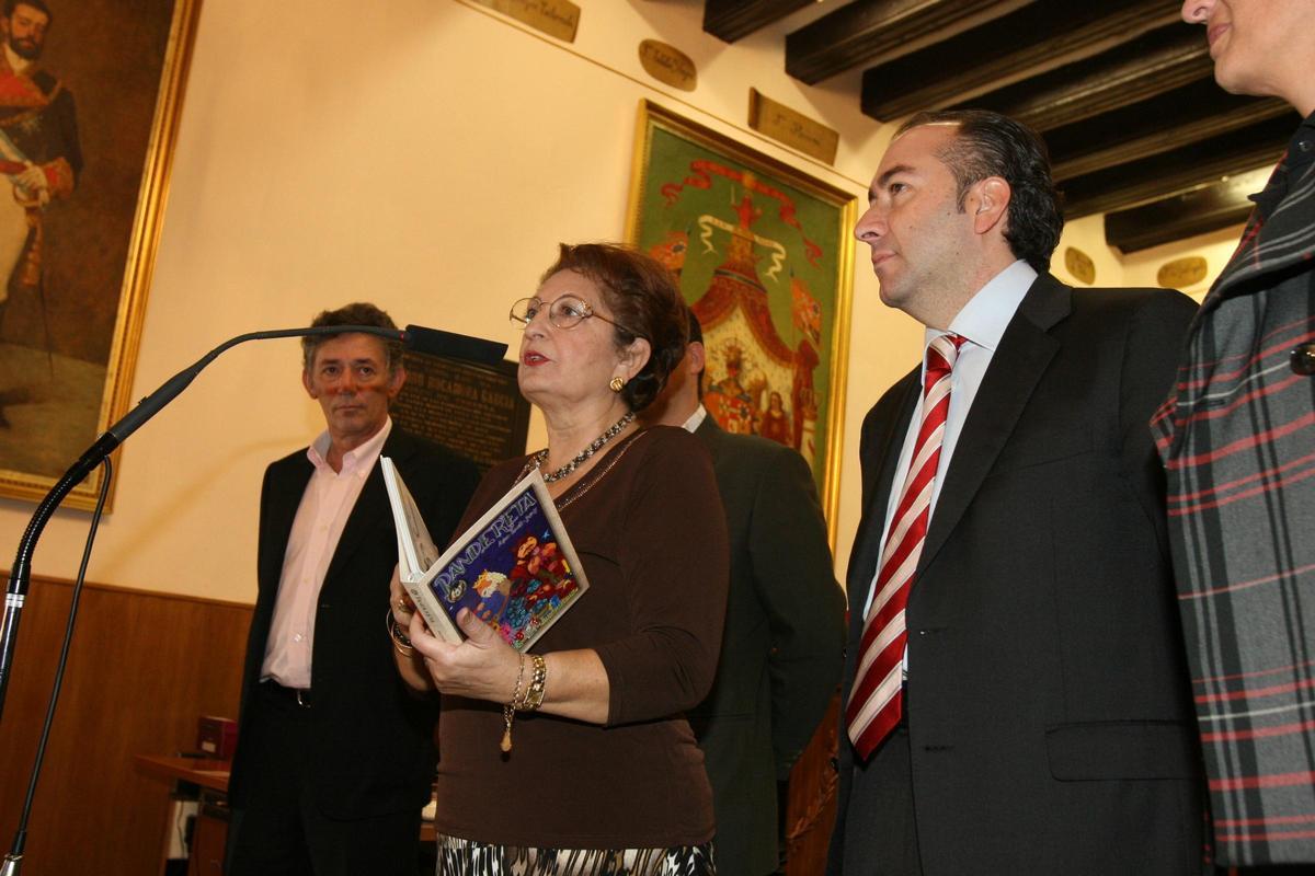La Asociación de Belenistas de Elche la nombró Pregonera de la Navidad