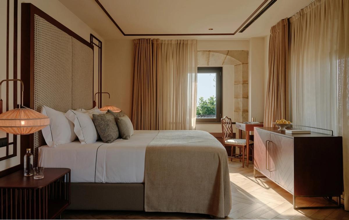 Una de las habitaciones del hotel Palacio de Luces