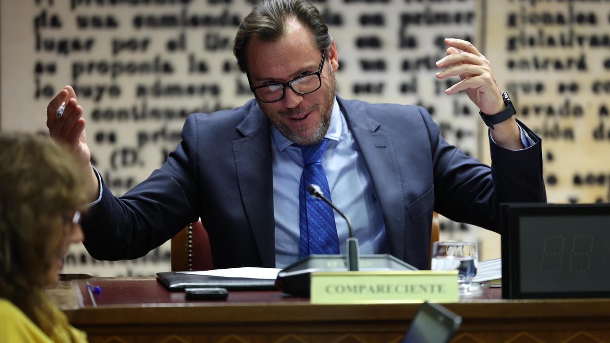 Óscar Puente comparece en la comisión de investigación sobre el caso Koldo en el Congreso.
