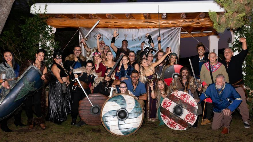 Así fue la boda vikinga de Rosalía y Wenceslao en Ibiza