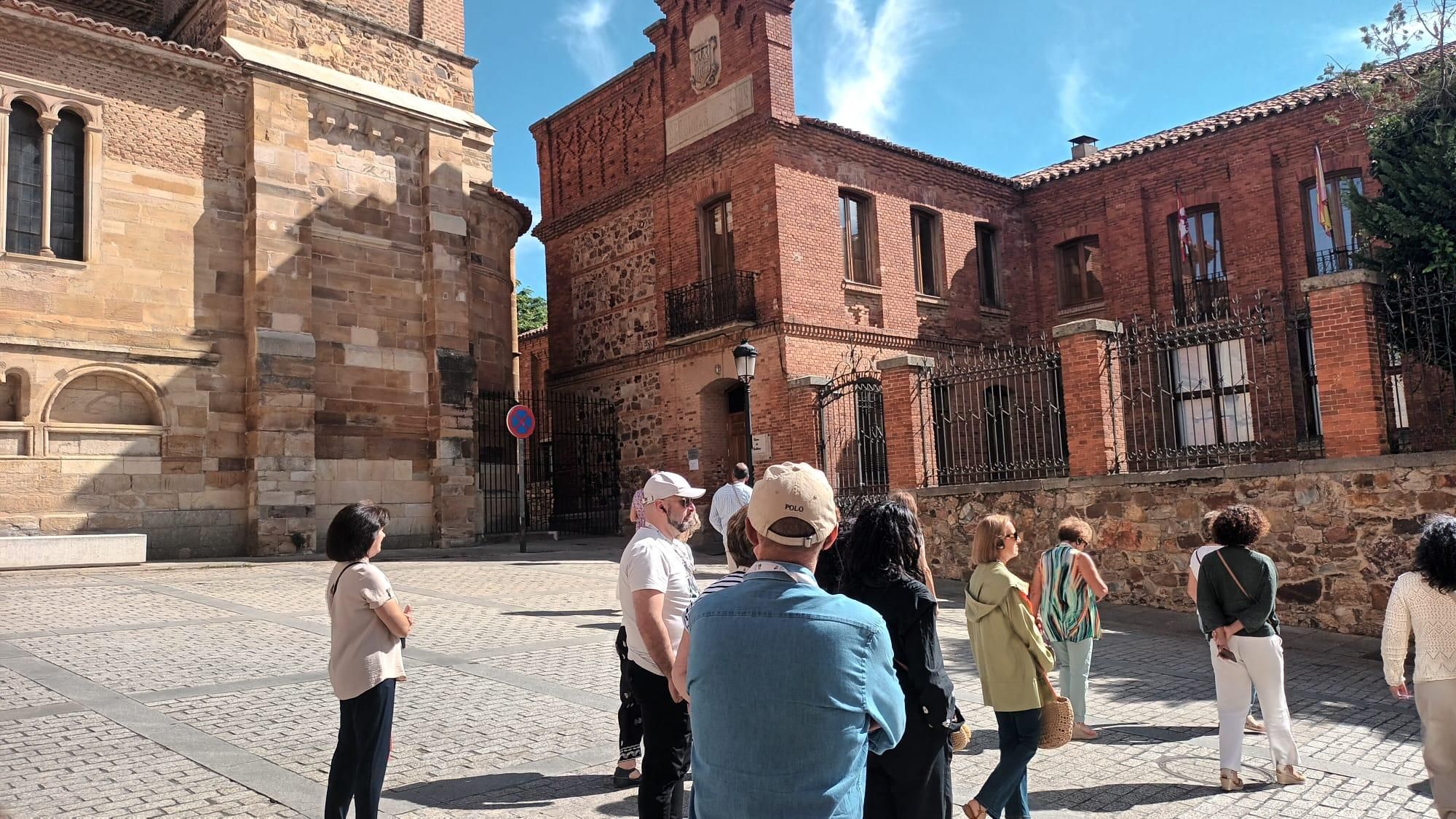 Casa de Cultura La Encomienda.jpeg