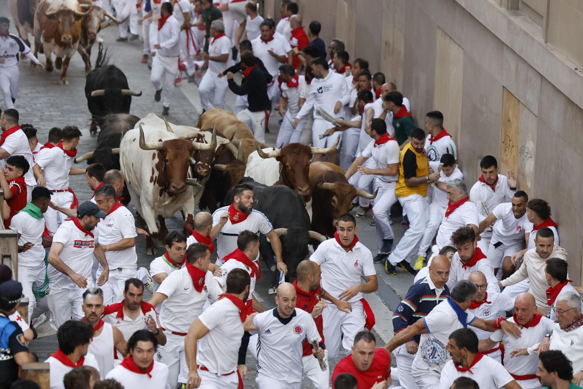 El quinto encierro de los Sanfermines 2025, en imágenes.