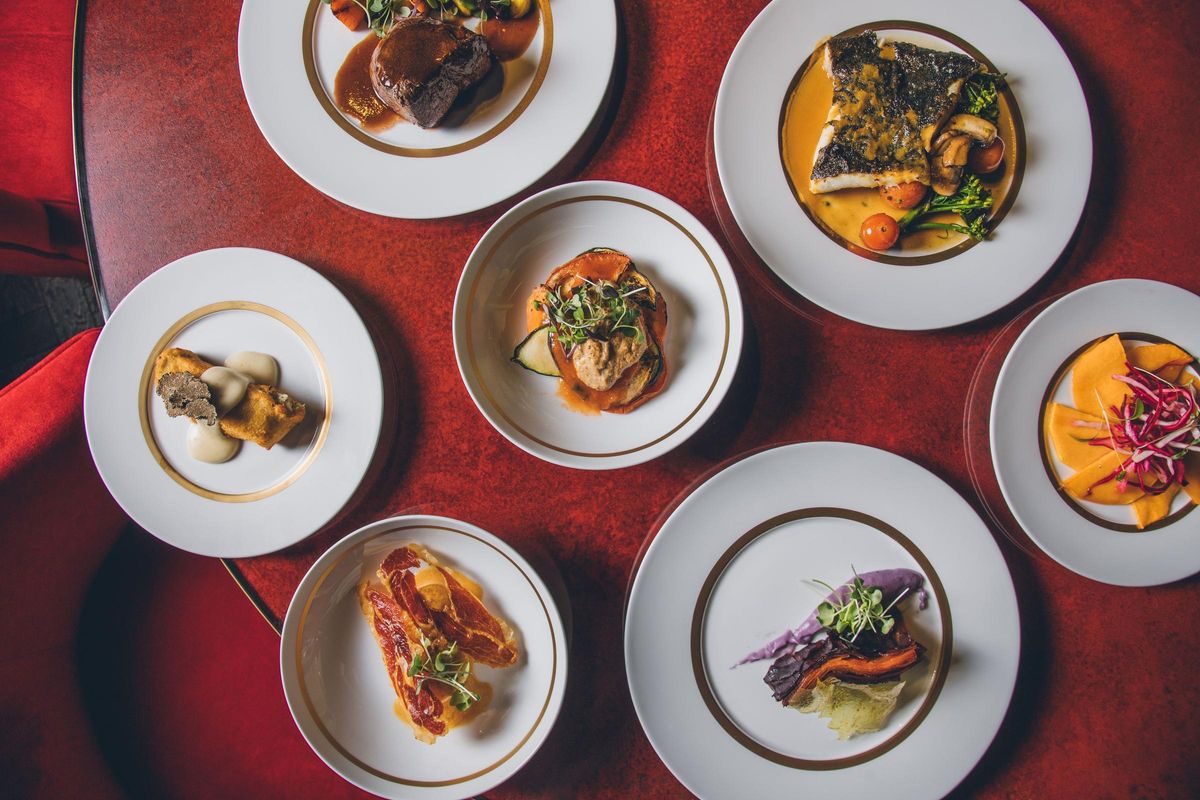 Algunos de los platos festivos de Grand Hyatt Barcelona.