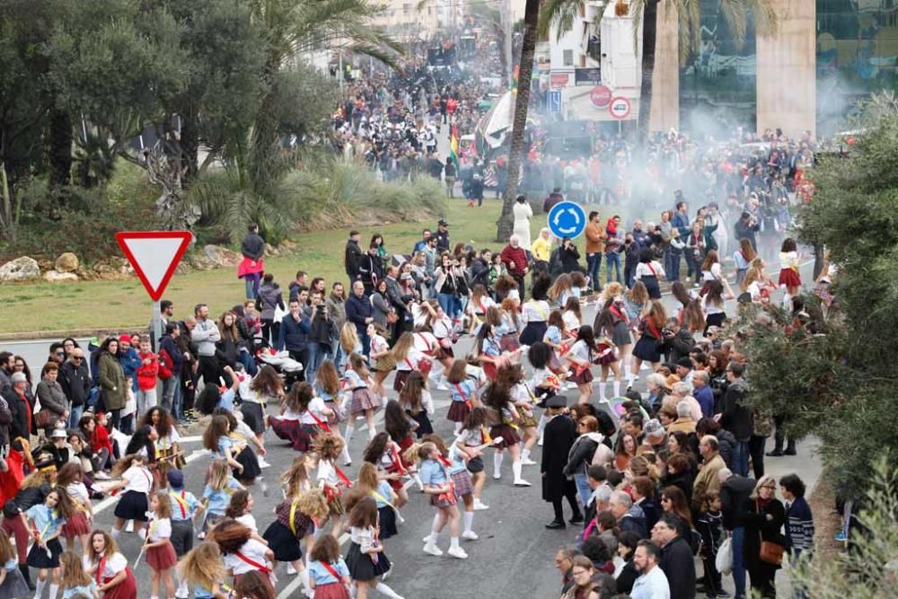 Color e imaginación en el Carnaval de Vila