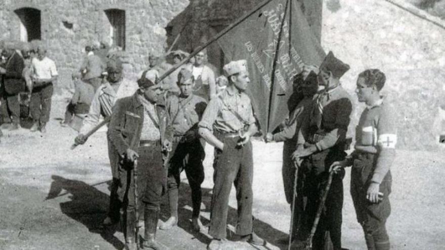 Una de las fotografías del frente. | COLECCIÓN MANUEL USANO MARTÍ