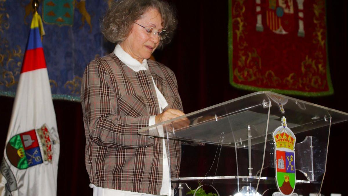 María Dolores Hernández Barreto, primera mujer policía local en Lanzarote.