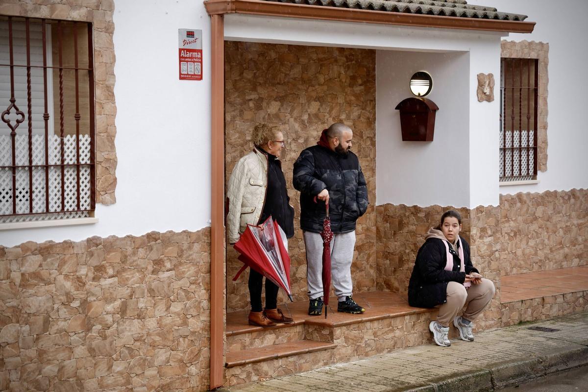 María del Carmen Castillo junto a su familia en Alcolea.
