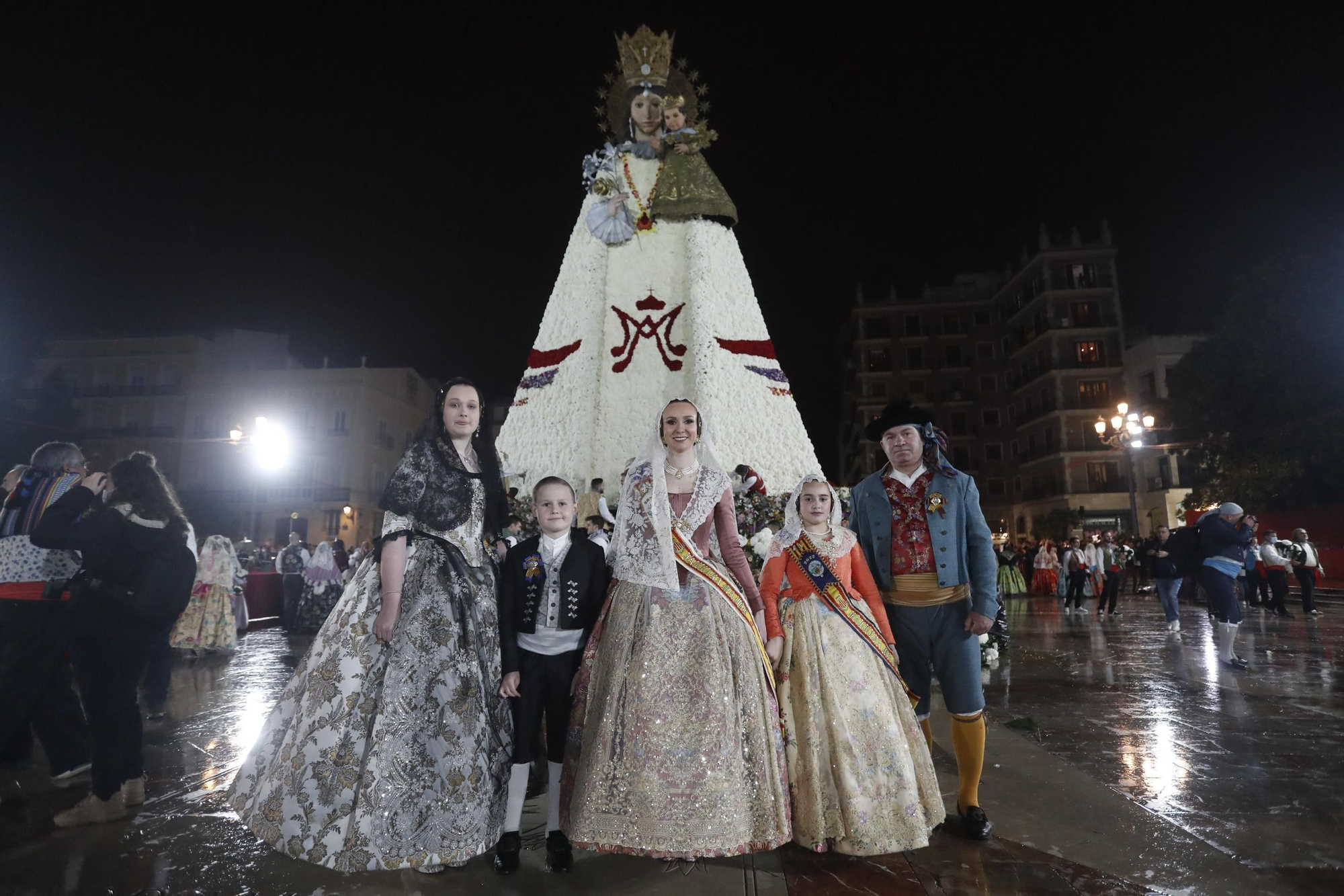 Búscate en el segundo día de Ofrenda en la calle de la Paz (de 23.00 a 24.00 horas)