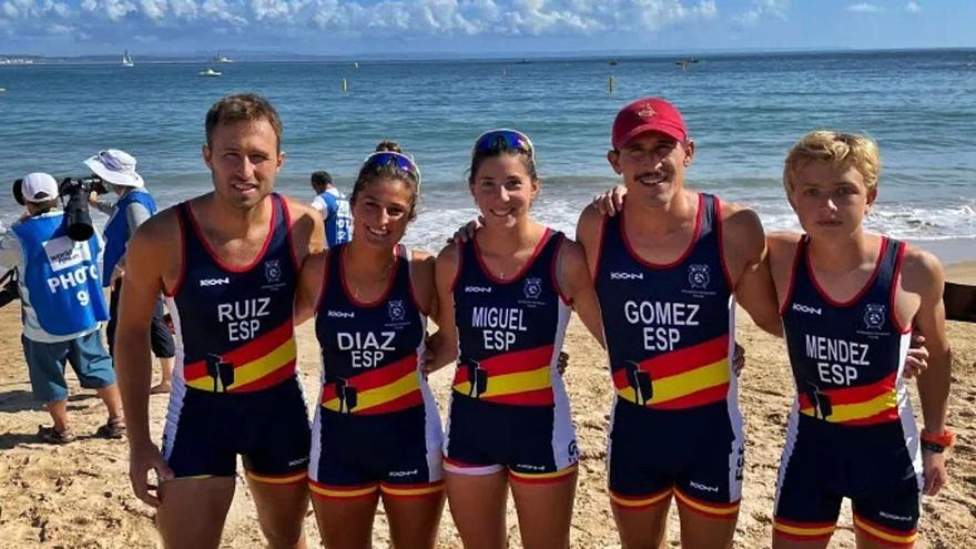 Los cinco malagueños protagonistas del oro mundialista de este sábado en tierras portuguesas, representando a España.
