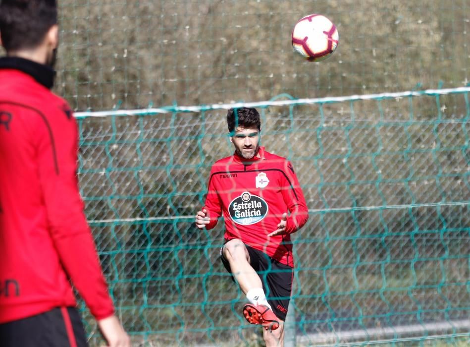 El Dépor entrena tras perder contra Las Palmas