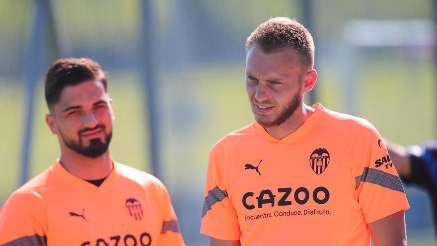 Jasper Cillessen ya tiene nuevo equipo