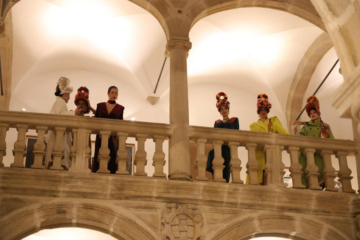Una gominola inspirada en la gorra de montermoseña refuerza la promoción turística de Cáceres Una gominola inspirada en la gorra de montermoseña refuerza la promoción turística de Cáceres