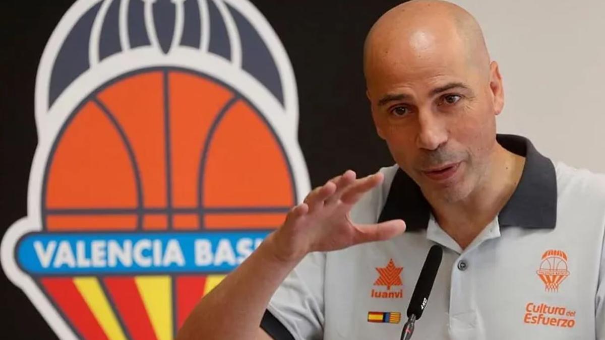 Joan Peñarroya, entrenador del Valencia Basket