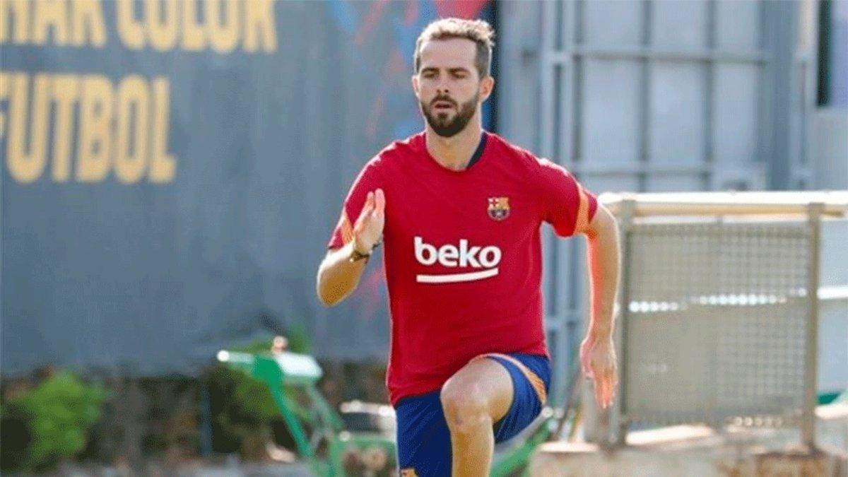 Miralem Pjanic vive sus primeros entrenamientos como jugador del Barça