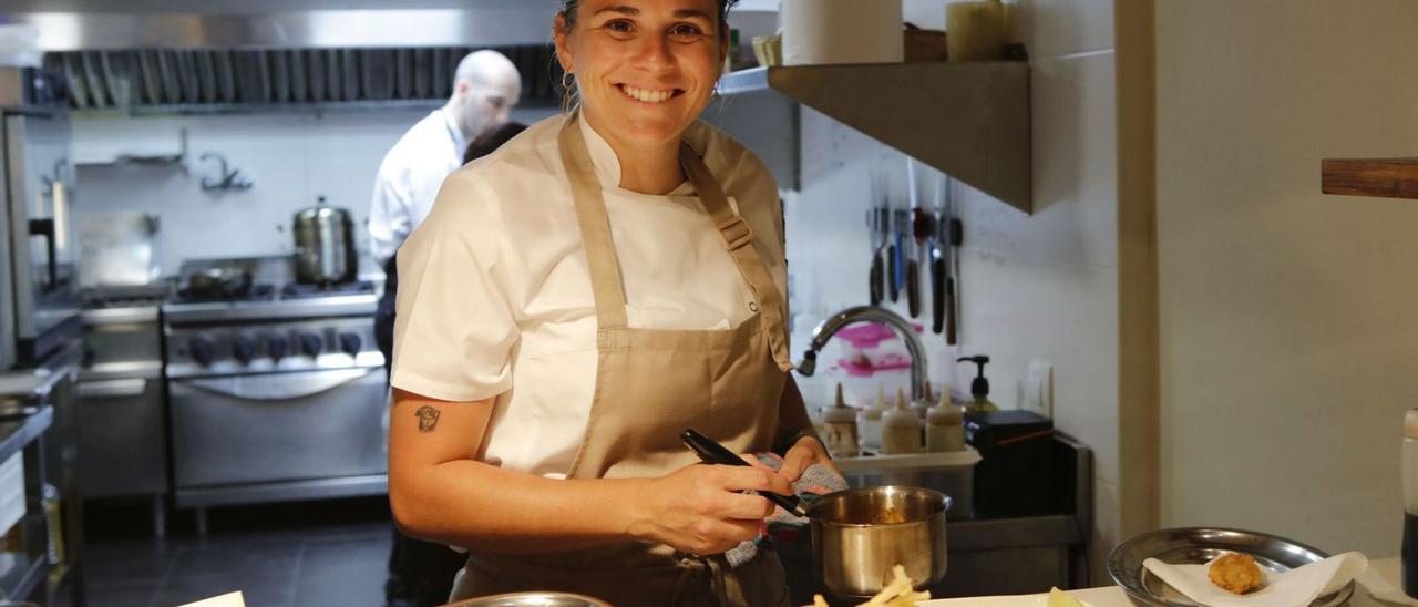 Stolz, endlich ihr eigenes Restaurant betreiben zu können: Irene Martínez in der Küche des Nus.