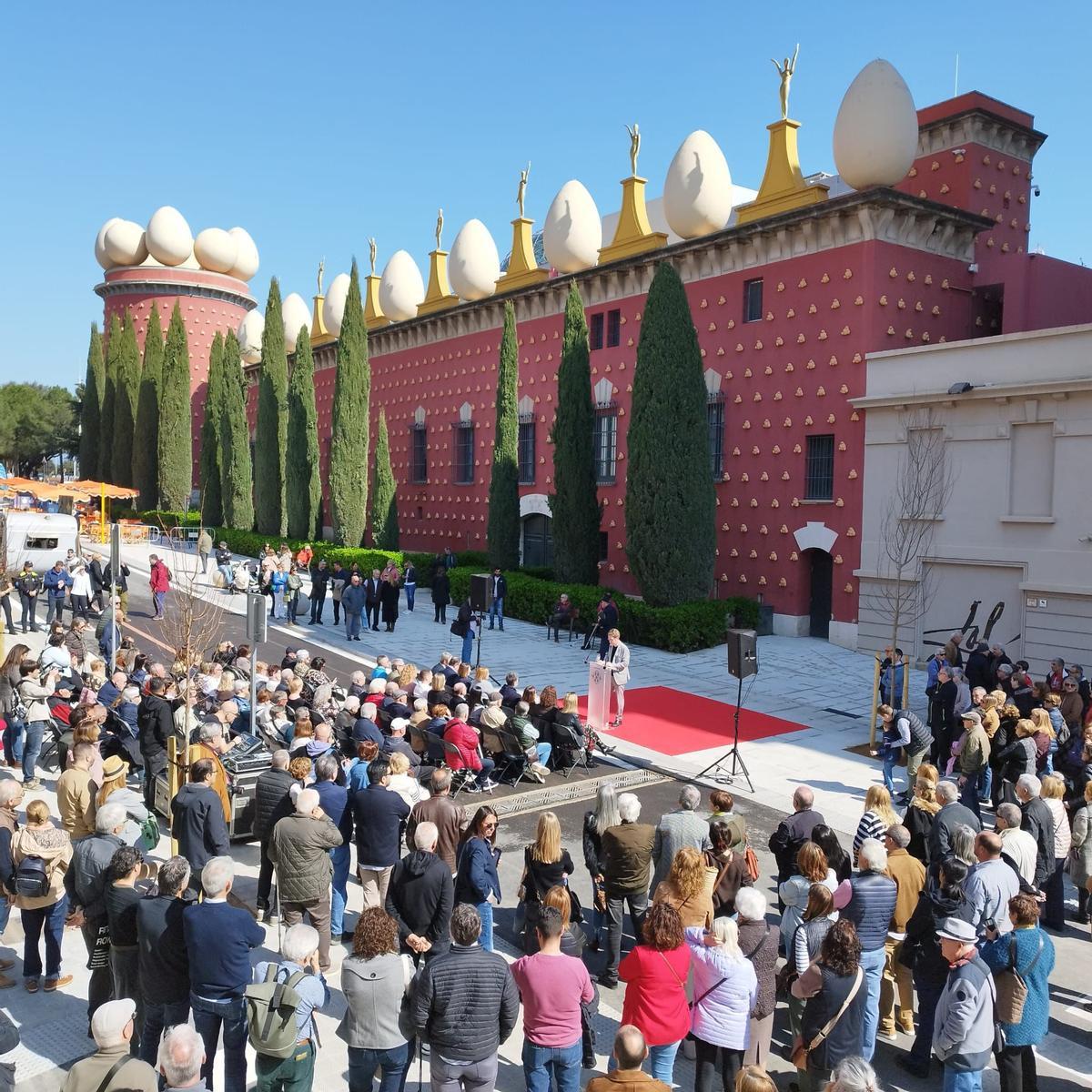 Vista aèria de l'acte inaugural de la remodelació de la pujada del Castell