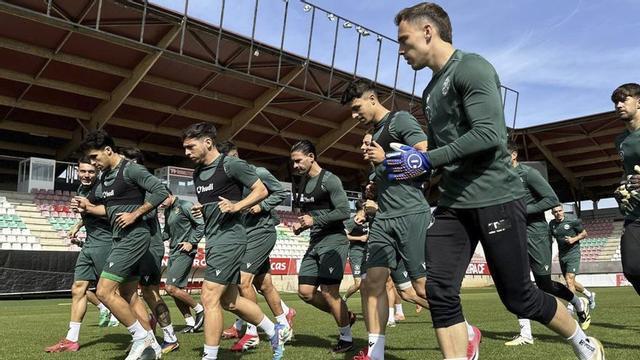 El Zamora CF regresó ayer a los entrenamientos tras el día de descanso. | ZCF