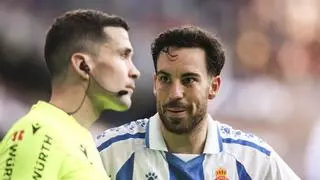 El audio del VAR que indigna al Espanyol: "No puedo entender por qué a Balde se le señaliza un penalti por una mano muy similar"