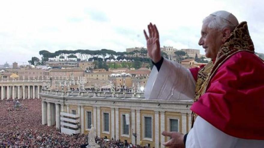 El Papa Benedicto XVI dedica unas palabras en español a la paz en Colombia