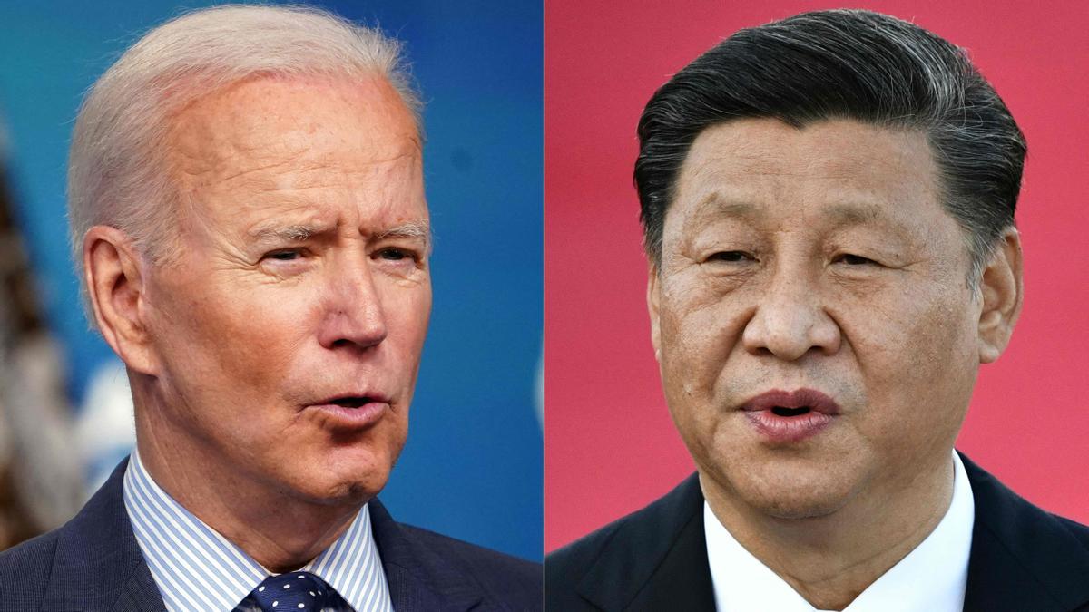 ) This combination of file pictures created on June 08, 2021, shows US President Joe Biden (L) speaking at the Eisenhower Executive Office Building in Washington, DC on June 2, 2021; and Chinese President Xi Jinping speaking on arrival at Macau's international airport on December 18, 2019. - President Joe Biden and Chinese counterpart Xi Jinping spoke by phone on July 28, 2022,