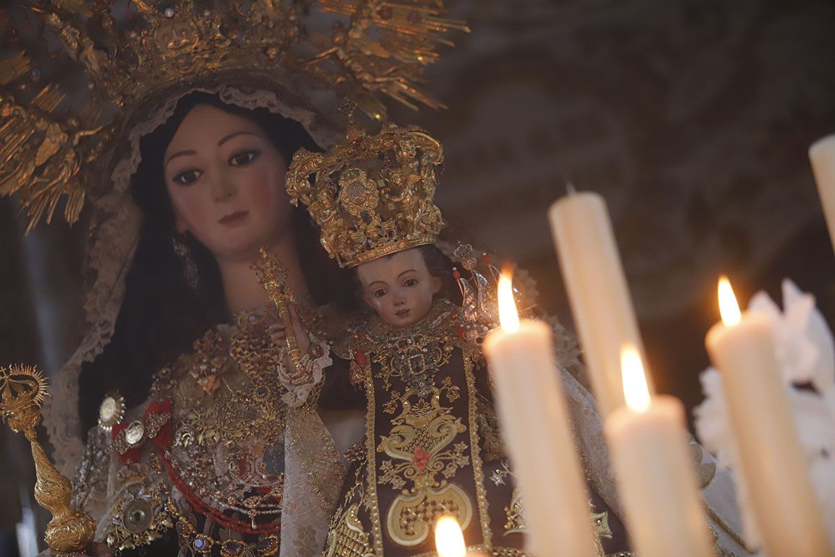 La Virgen del Carmen en San Cayetano