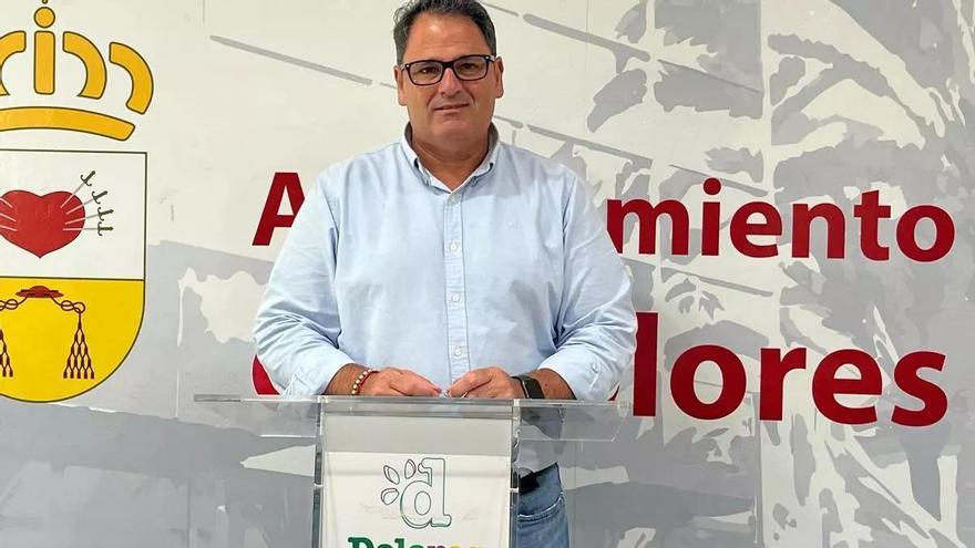 El alcalde de Dolores se zafa de la reprobación y la dimisión tras su condena por un delito leve de lesiones